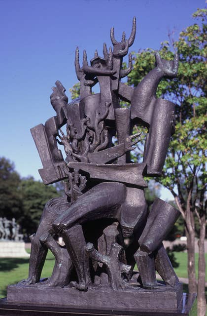 Outdoor exhibition sculpture