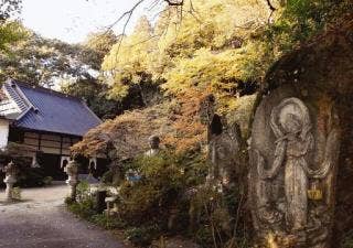 岩角寺