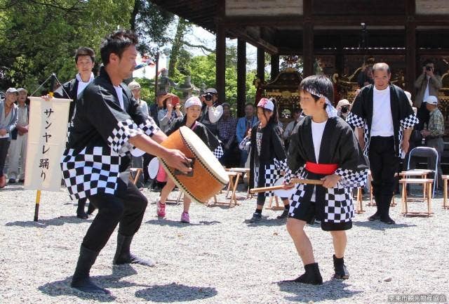 サンヤレ踊り