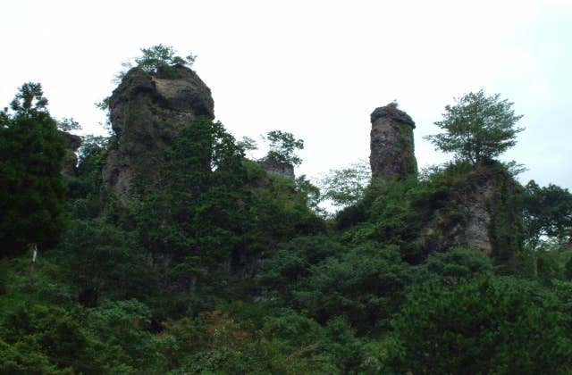 霊巌寺の奇岩