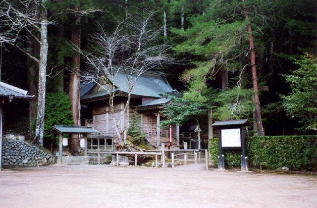 寒川神社