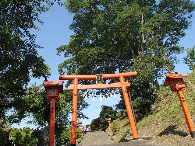 坂元神社鳥居（夏）