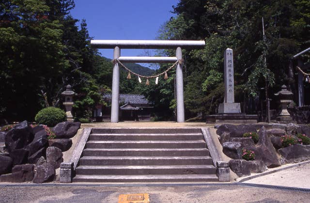比沼麻奈為神社