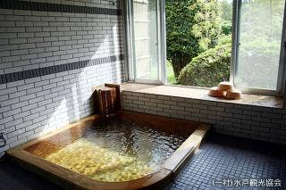 湯泉荘　浴槽