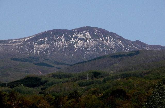 オロフレ山春