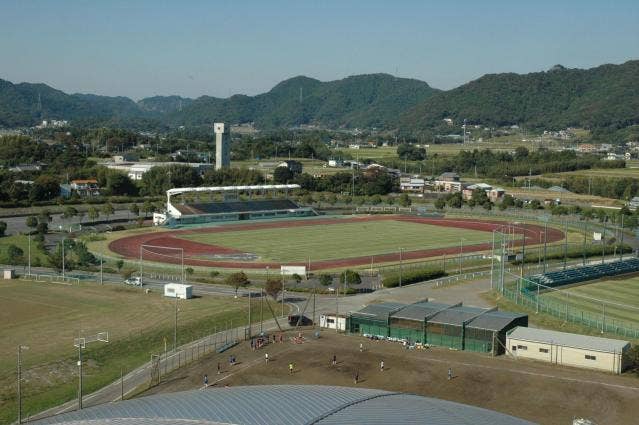 鴨川市総合運動施設　陸上競技場