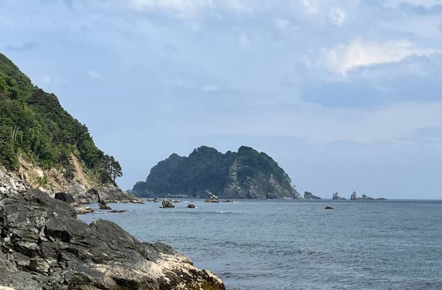 大仮宿から見た三貫島