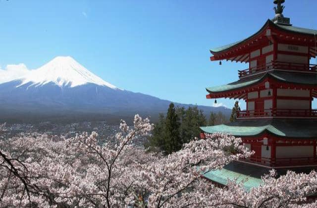 新倉山浅間公園