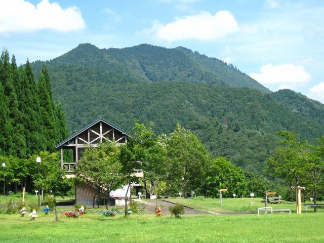 大館市五色湖緑地公園キャンプ場