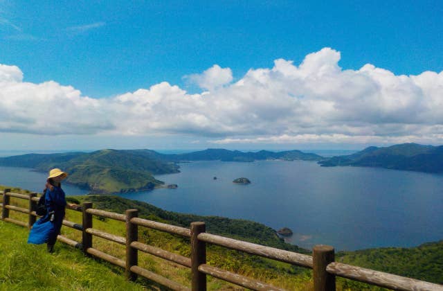 赤ハゲ山から望む島前カルデラ湾