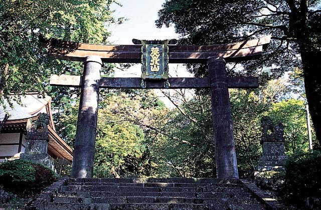 銅の鳥居