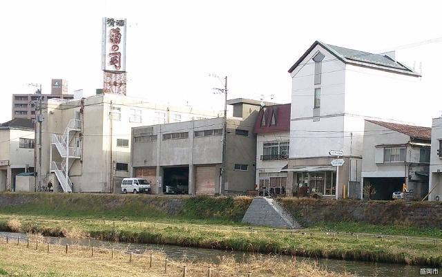 野の花美術館外観