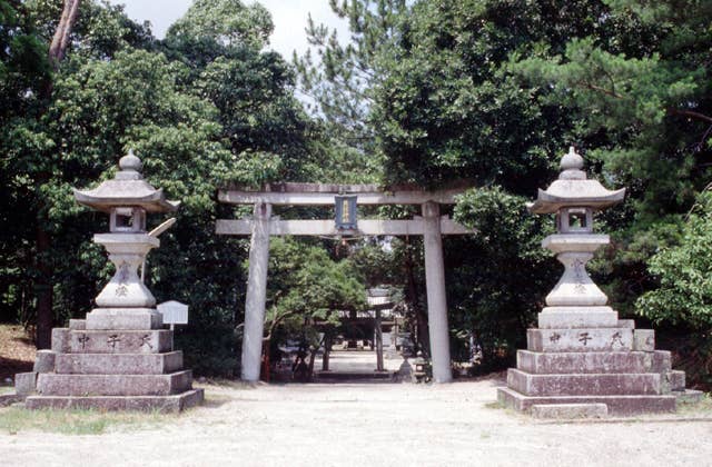 月読神社