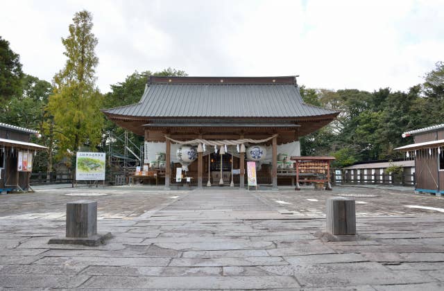 三柱神社