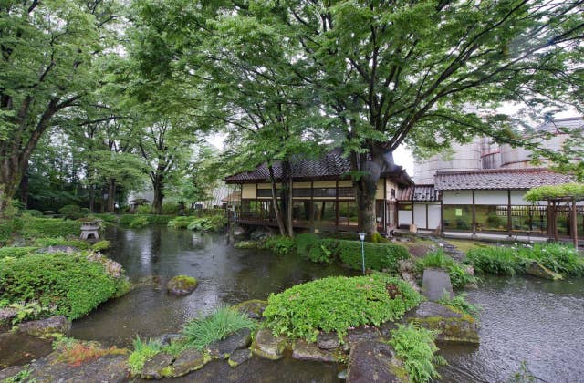 ほまれ酒造雲嶺庵庭園