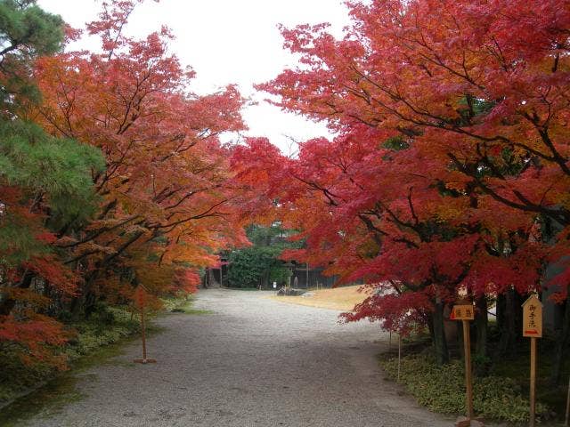 諸戸氏庭園・秋