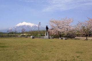 唐糸御前史跡公園