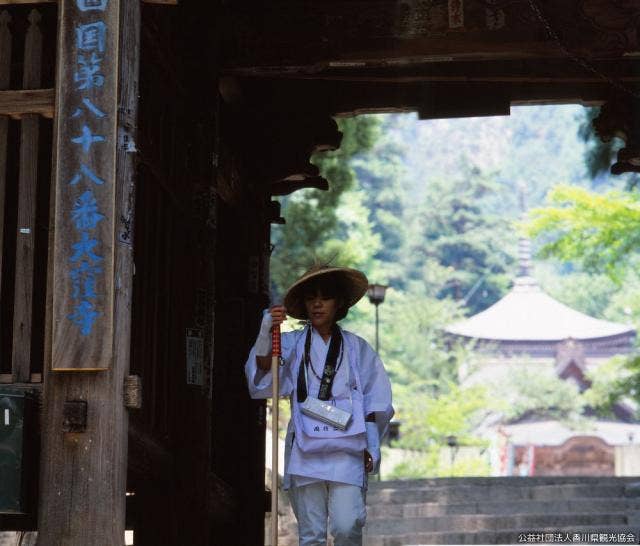 お遍路さんと大窪寺