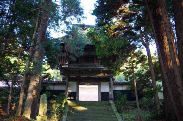 光徳寺山門