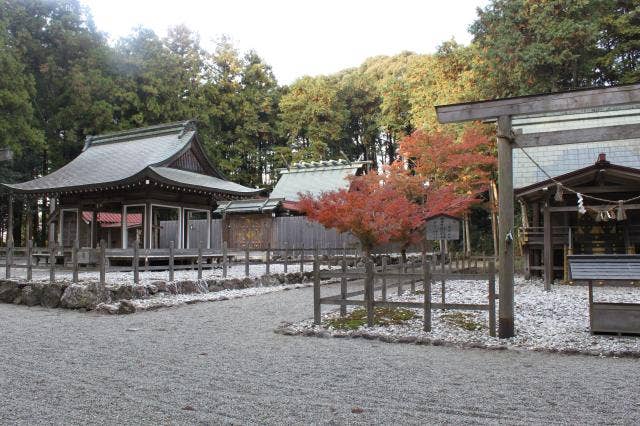 川添神社