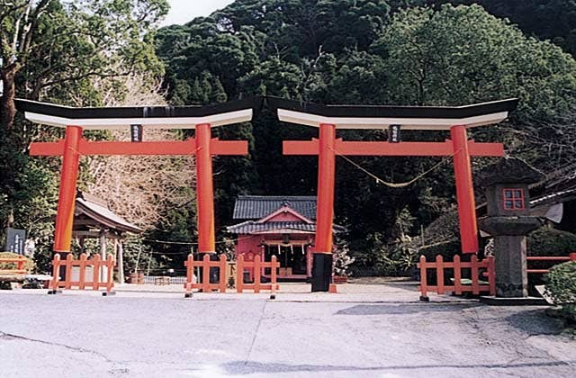 諏訪神社並立鳥居