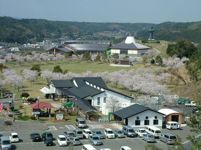 弥五郎伝説の里全景