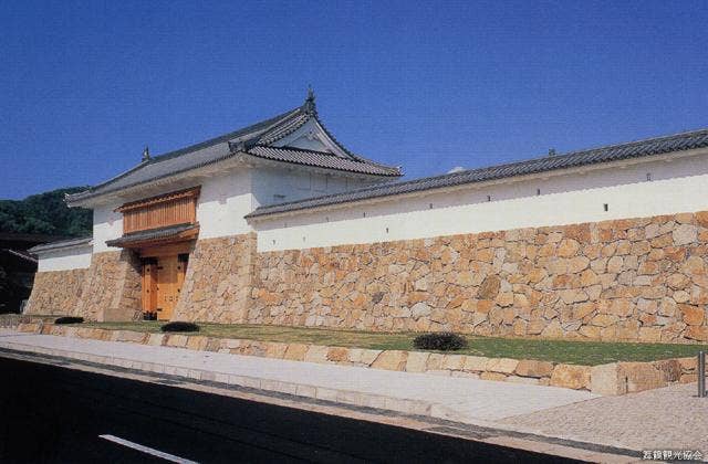 田辺城城門