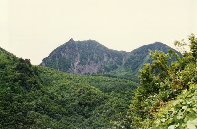 黒伏山の岩壁