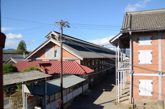 富岡製糸場　繰糸所外観