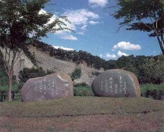 宮沢賢治と保坂嘉内の歌を刻んだ歌碑