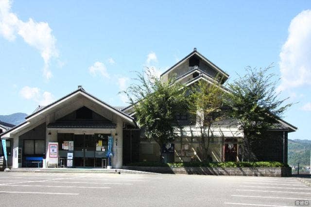 とべ温泉　湯砥里館