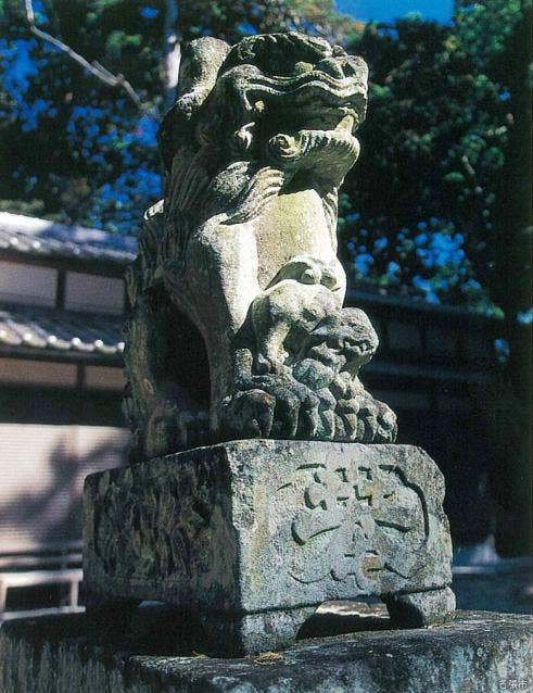 名居神社狛犬