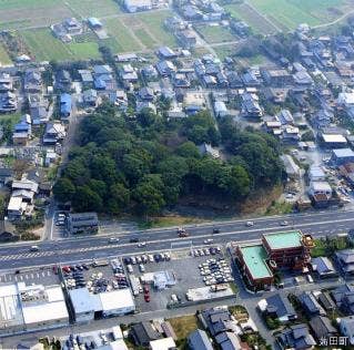 御所山古墳