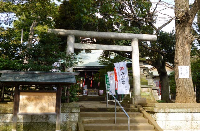 上高田氷川神社