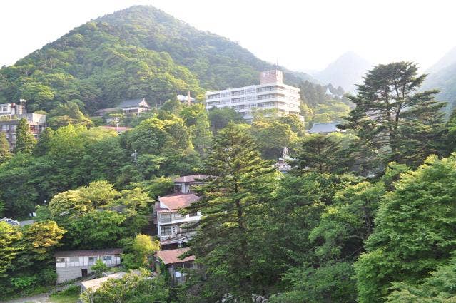 湯の山温泉街