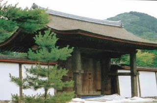 洞春寺山門