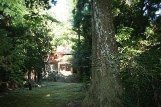 秘密尾の氷見神社