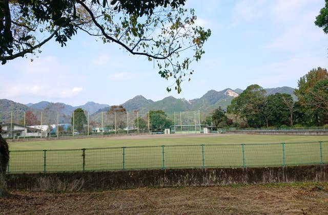 川仲島公園の野球場