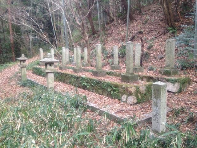 下松護国神社 維新13人墓