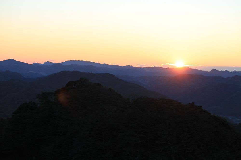 鋸南町・富津市　鋸山山頂 初日の出