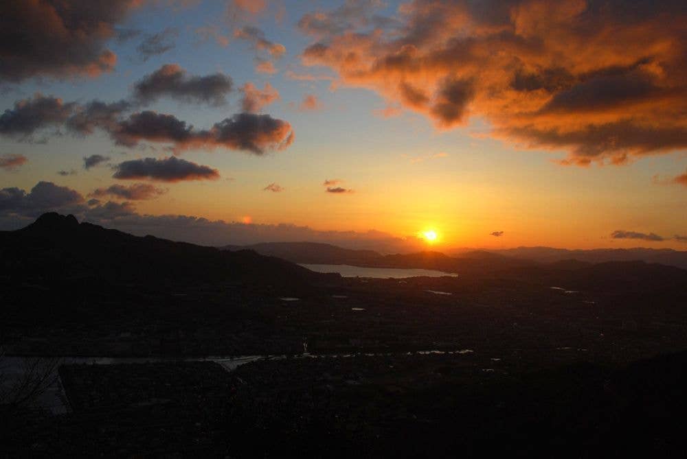 高松市　屋島山上談古嶺 初日の出