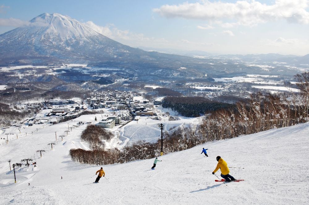 スキー場リフト割引券4枚ニセコ東急 グラン・ヒラフ ハンター