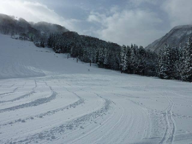 宇奈月温泉スキー場