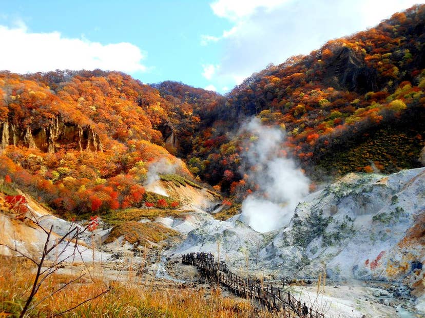 登別地獄谷の紅葉
