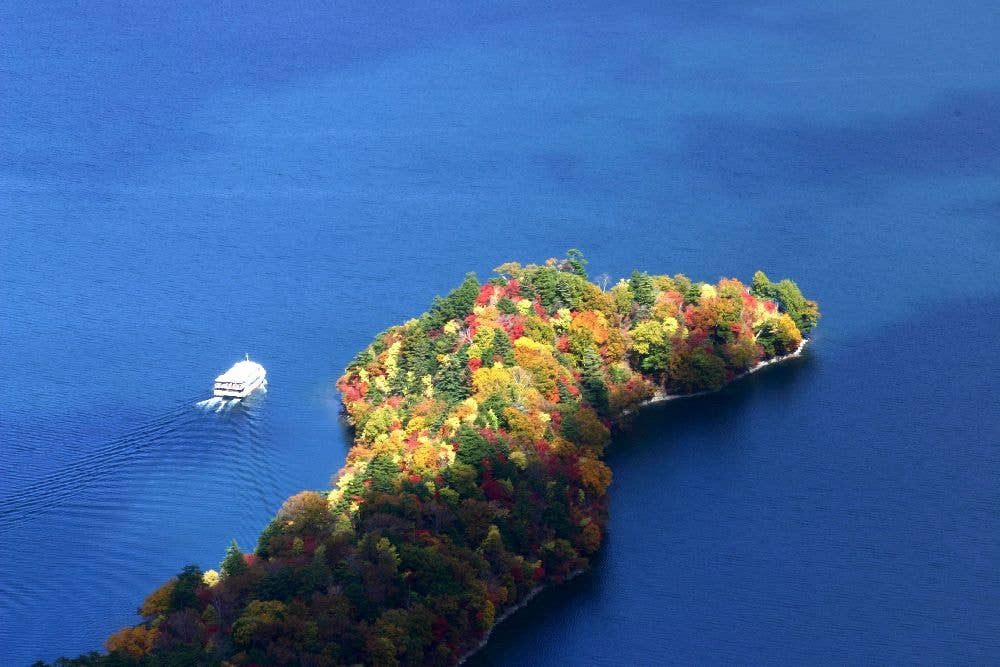 日光（中禅寺湖湖畔）の紅葉