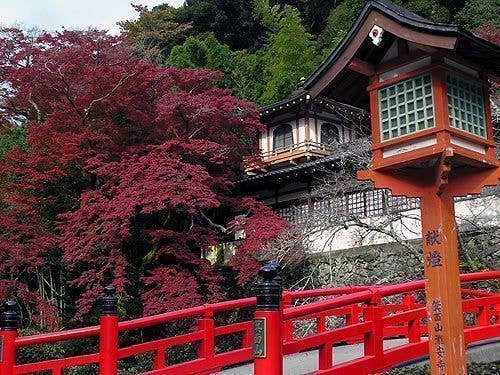 箕面（瀧安寺・箕面公園修業の古場）