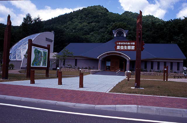 昆虫生態館