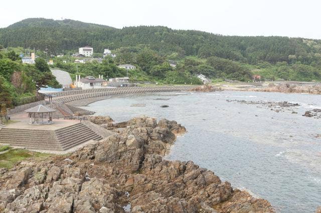 深浦町　岡崎海岸