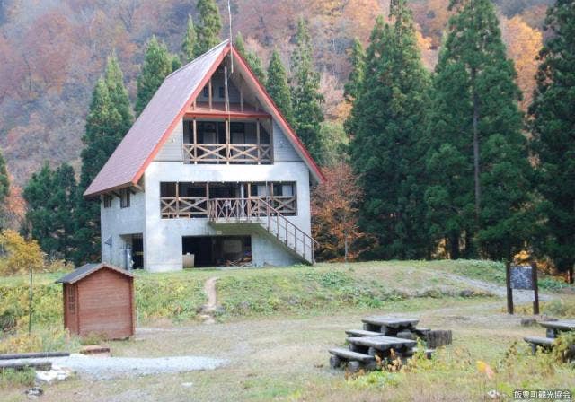 大日杉登山小屋