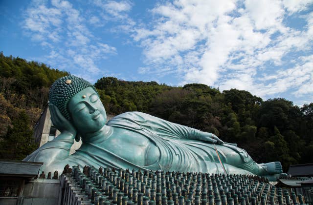 釈迦涅槃像